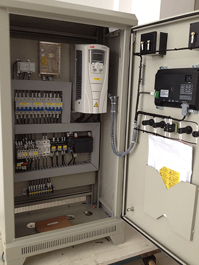 1557882748495338.jpg 恒压供水控制柜.jpg